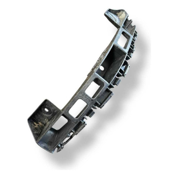 Suporte Parachoque Traseiro Esquerdo Voyage 2014 5u5807393a