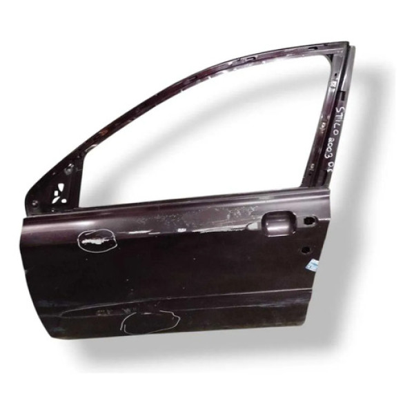 Porta Dianteira Esquerda Fiat Stilo 2003 2004 2005 Detalhe Dianteira Esquerda Vermelho