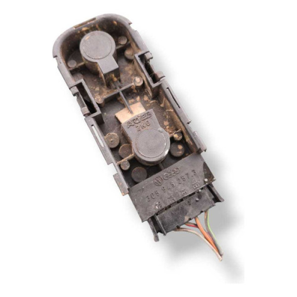 Circuito Lanterna Traseiro Direito Vw Santana 00 3059452573 Bege