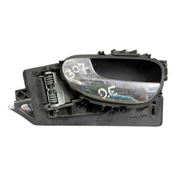 Maçaneta Interna Diant Esquerda Peugeot 307 2011 9643604577  Dianteira