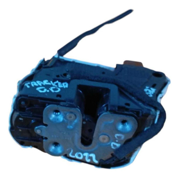 Fechadura Porta Diant Direita Chevrolet Tracker 202226317125