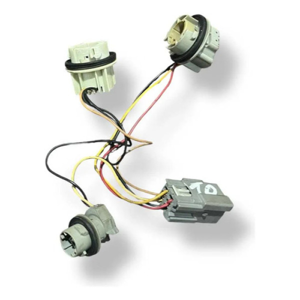 Circuito Lanterna Traseira Direita Ford New Fiesta 2014/2019 Direito/passageiro Verde-escuro