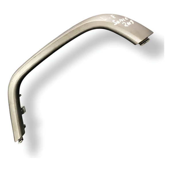 Moldura Porta Treco Esquerdo Chevrolet Sonic 2013 96954560