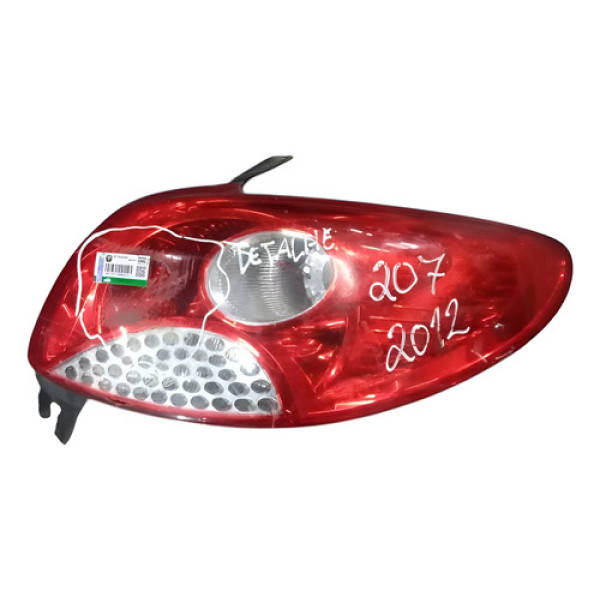 Lanterna Direito Peugeot 2007  9677912180 Detalhe Direito/passageiro Água