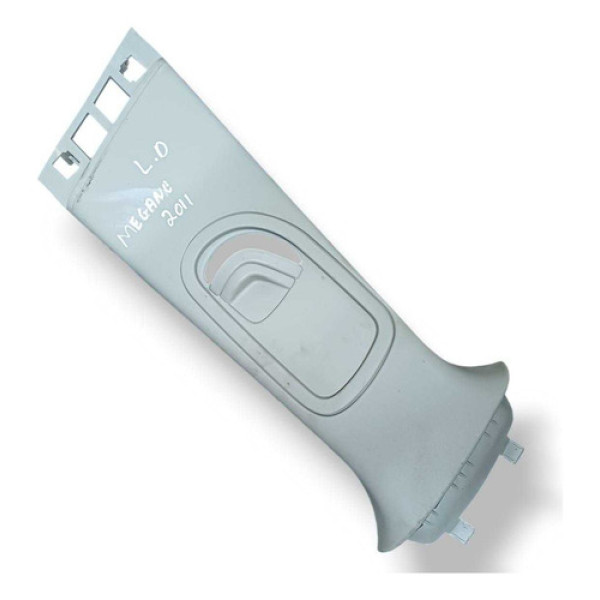 Acabamento Coluna Lado Direita Megane 2.0 2010/15 8200483349