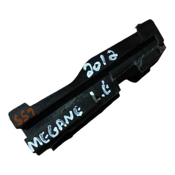Suporte Ext Coluna Central Esquerda Megane 07/13 8200162352