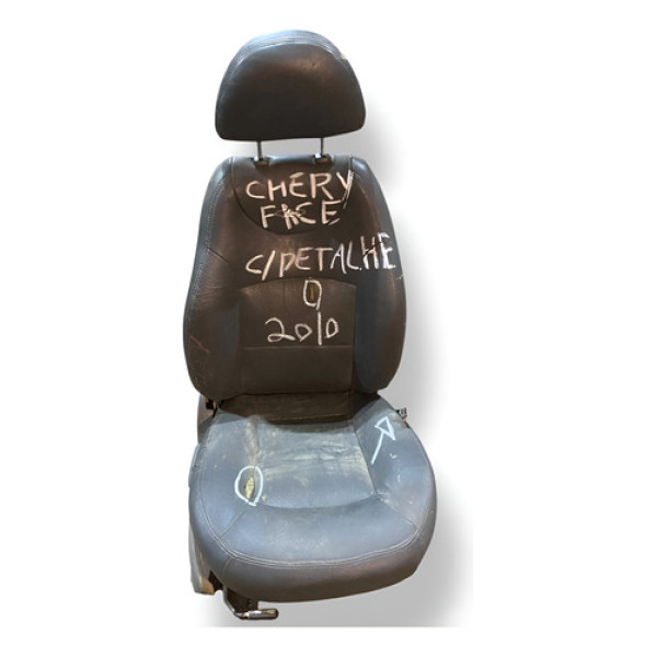 Bancos Dianteiro Direito Chery Face C/detalhe 2010 2011 - Preto