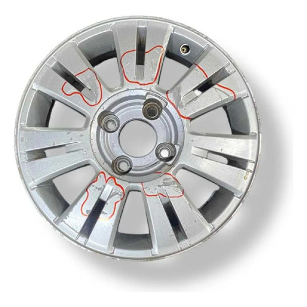 Roda Liga Leve Aro 15 Citroen C3  9682972980 Detalhe Prateado