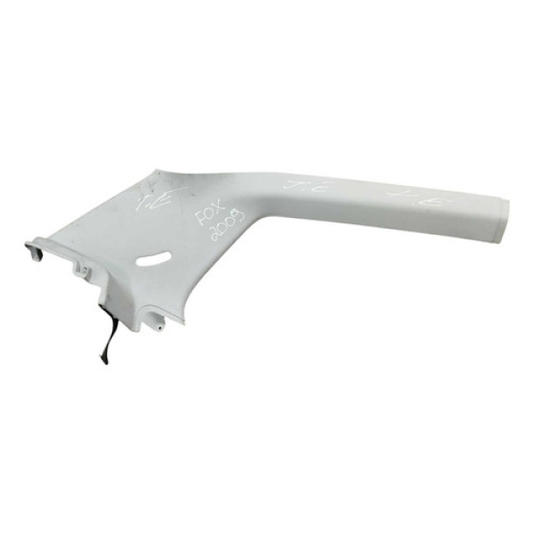  Suporte Tampão Bagagito Esquerdo Vw  Fox 2009 5z0867295 Preto