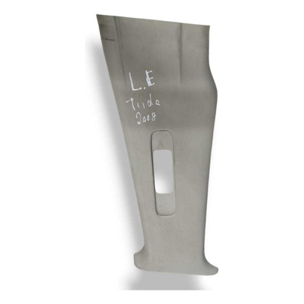 Acabamento Coluna Esquerda Nissan Tiida 1.8s 2008 76914el00a