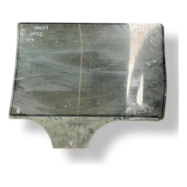 Vidro Porta Traseira Direita Volkswagen Passat 2004 2005