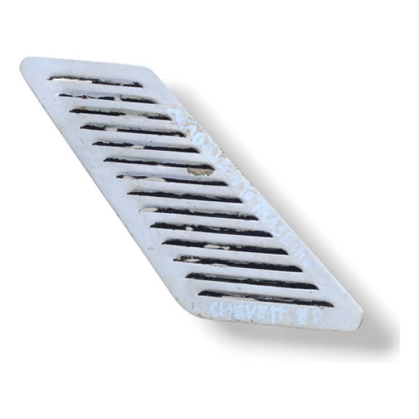 Acabamento Portinhola Tanque Chevrolet Chevette 1982 A 1989 Água 1982