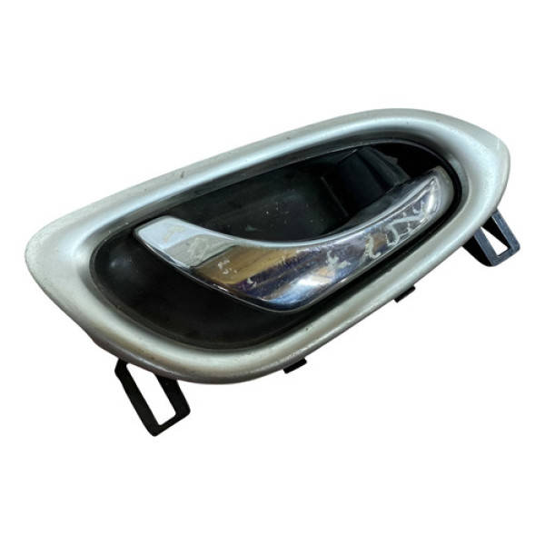 Maçaneta Interna Dianteira Direita Sentra 2013