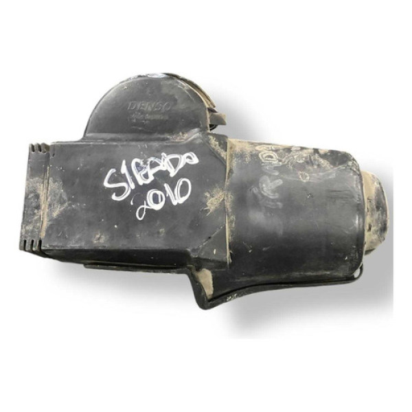 Moldura Capa Motor Vidro Parabrisa Fiat Strada 2011 3420027