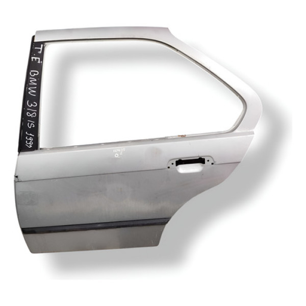 Porta Traseira Esquerda Bmw  318i S 1997 1998 1999 Detalhe Traseira Esquerda Prateado