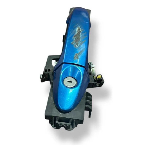 Maçaneta Dianteira Esquerda New Fiesta 8a61a224a37 Detalhe Azul Dianteira