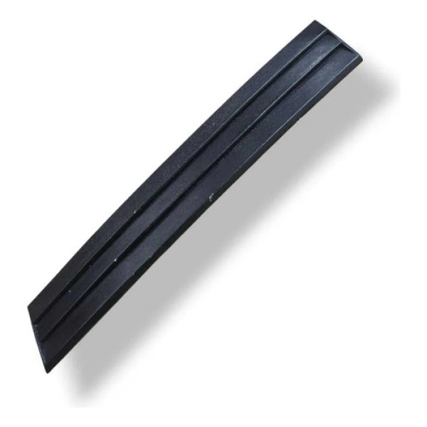 Friso Lateral Porta Dianteira Direita Chevrolet Monza 1988 Preto