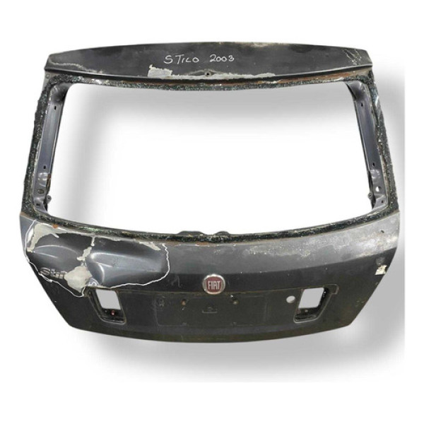 Tampa Traseira Sem Fechadura  Fiat Stilo 2003 2004 Detalhe