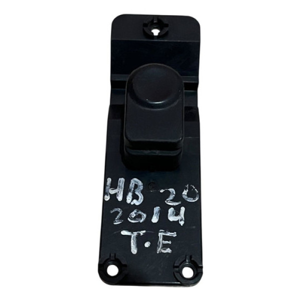 Botão Vidro Traseiro Esquerdo Hyundai Hb20 13 A19 39x5201110