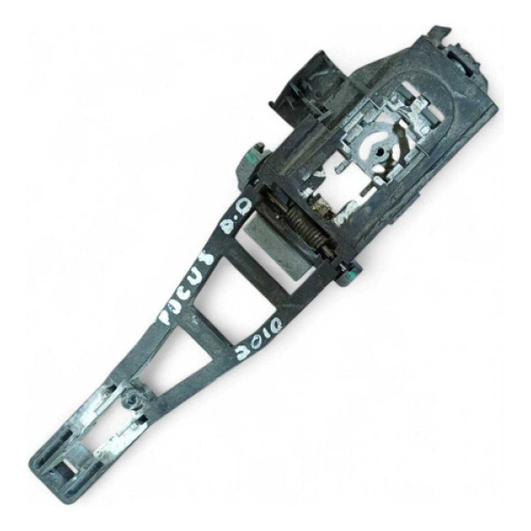 Suporte Maçaneta Externa Dianteira Direita Ford Focus 2010