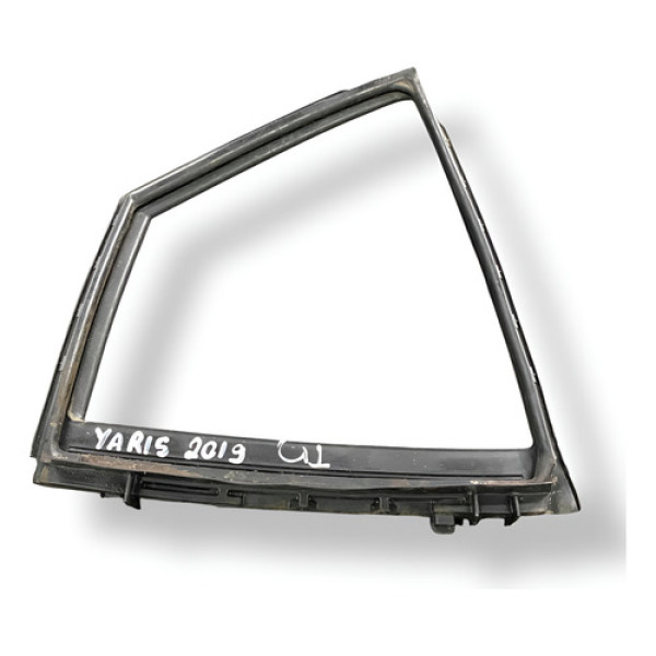 Borracha Vidro Fixo Traseiro Direito Yaris 2019 681880d280 - Preto
