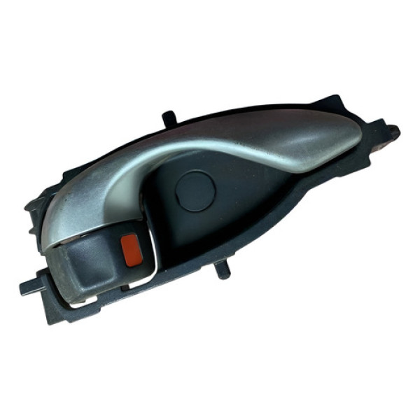 Maçaneta Interna Traseira Direita Toyota Yaris 2020 Dianteira