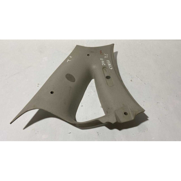 Moldura Coluna Traseira Esquerdo  Gm Corsa 2007 93228683