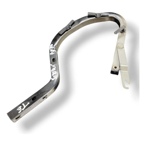 Dobradiça Esquerda Porta-malas Toyota Yaris Sedan 1.5 2025