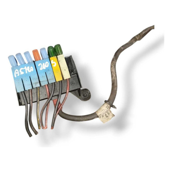 Caixa Fusivel Bateria Chevrolet Astra Sedan 2005 - 93283866