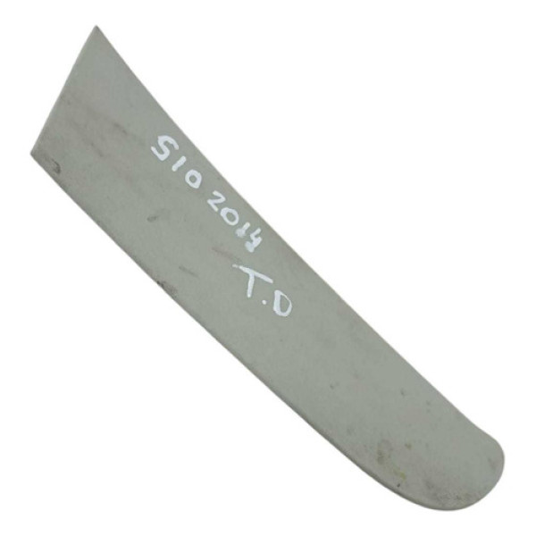 Moldura Coluna Traseira Direita Gm S10 2.4 2014 94774743