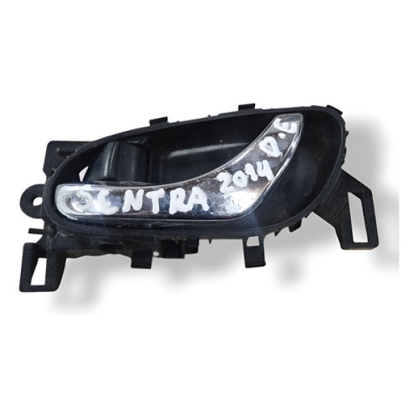 Maçaneta Interna Dianteira Esquerda Nissan Sentra 2014 2015 Prateado Dianteira