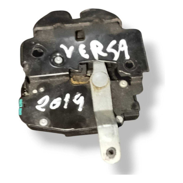 Trava Fechadura Tampa Traseira Nissan Versa 2014 2015 A 2019