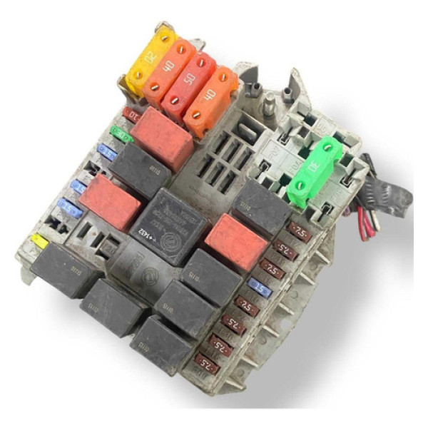 Caixa Fusíveis Fiat Bravo 1.8 2011/2012/2013/2014 - 51857360