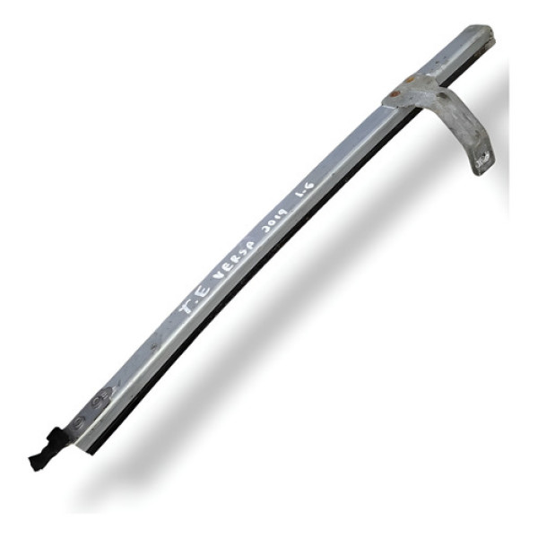 Canaleta Guia Vidro Traseiro Esquerdo Nissan Versa 2020 Prata