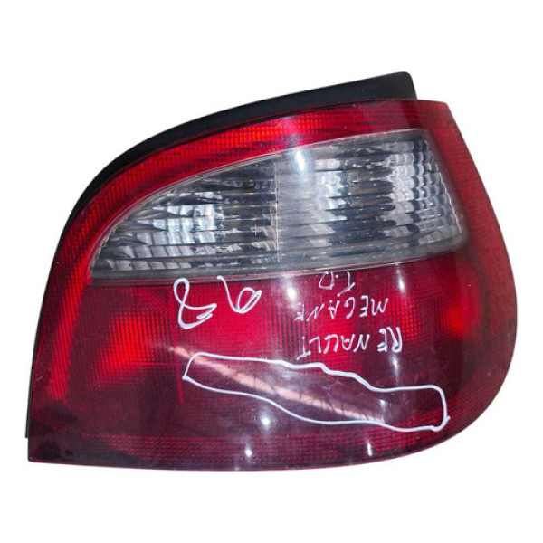 Lanterna Lado Direito C/detalhe Megane 1.6  1998 7700428321 Direito/passageiro Vermelho