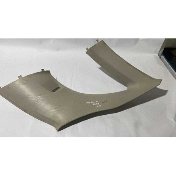 Acabamento Lateral Traseiro Direito Gm Meriva 2009 93368668