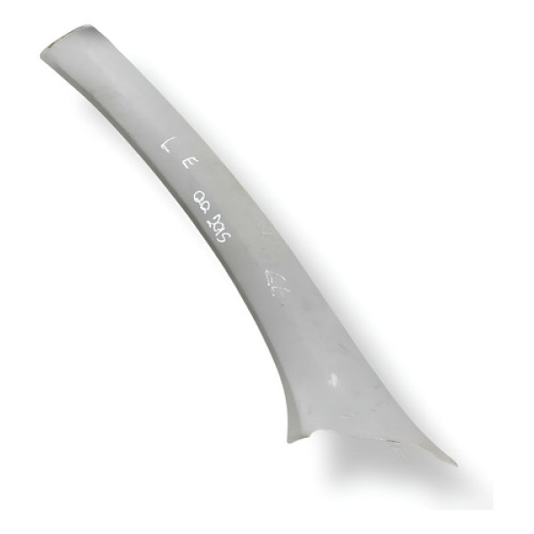 Moldura Direita Parabrisa Chery Qq 2015 2016  S115402012 - Prateado