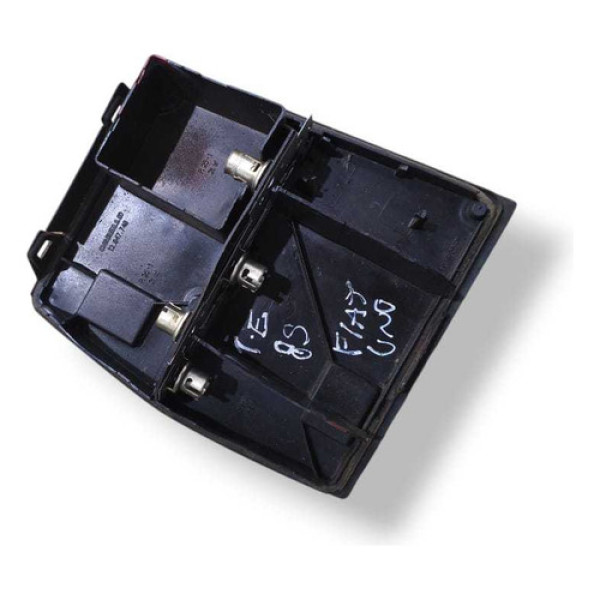 Carcaça Lanterna Traseira Esquerda Fiat Uno 1985 12847748 Esquerdo/motorista Preto