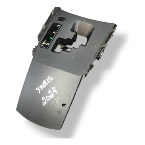 Moldura Alavanca Câmbio Toyota Yaris Sedan 2025 76l226