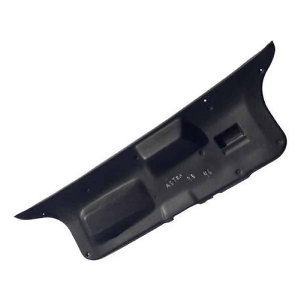 Acabamento Moldura Tampa Porta Malas Astra 1994  90381237