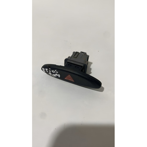 Botao Pisca Alerta/ Emergencia Toyota Etios 2013/2015 Água