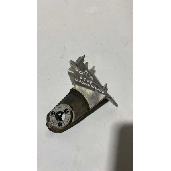 Suporte Do Retrovisor Lado Direito Jeep Commander 2023