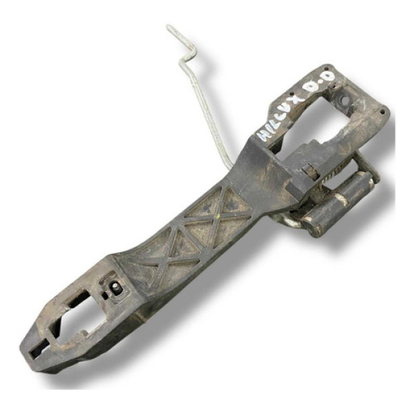 Suporte Maçaneta Dianteira Direita Toyota Hilux 2016 A 2019 Preto Dianteira