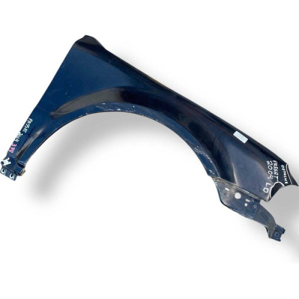 Paralama Lado Direito Volkswagen Passat 2004 2005 Detalhe