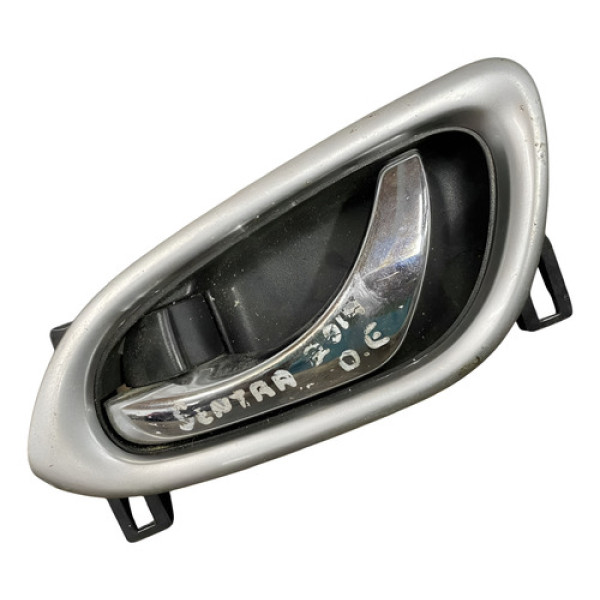 Maçaneta Interna Dianteira Esquerda Nissan Sentra 2019  Dianteira