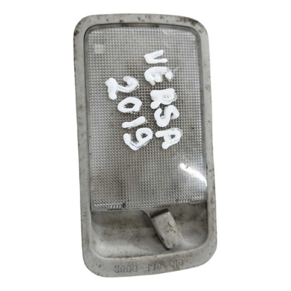 Luminária Luz Cortesia Teto  Nissan Versa 2019 L0099620