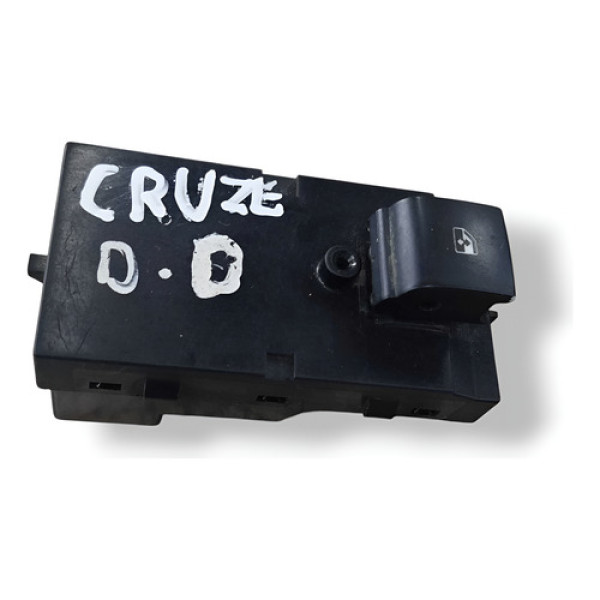 Botão Vidro Dianteiro Direito Chevrolet Cruze 2014 20792536