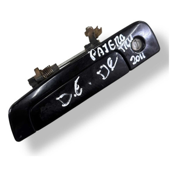 Macaneta Externa Dianteira Esquerda Mitsubishi Pajero 2011   Preto