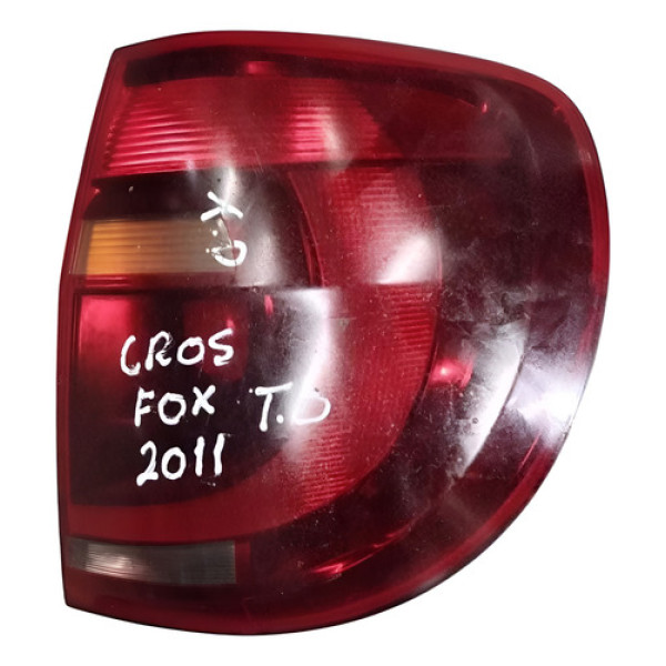 Lanterna Direita  Volkswagen  Crossfox 1.6  201111b761b1 Direito/passageiro Água