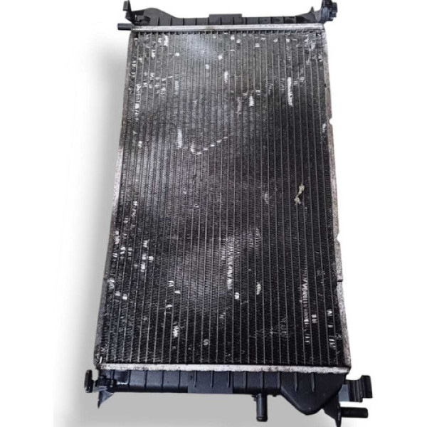 Radiador Ford Fiesta/focus 1.5 2009 À 2013 8802e04 Detalhe